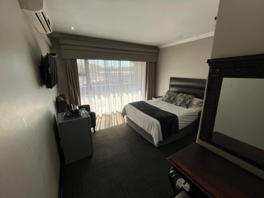 19 Bedroom Property for Sale in Universitas Free State